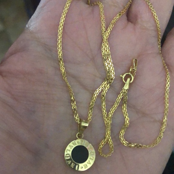 18K Saudi Necklace with Black Onyx Pendant - Picture 4 of 5